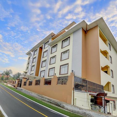 Banari Regency By Summit Hotel Namchi Bagian luar foto