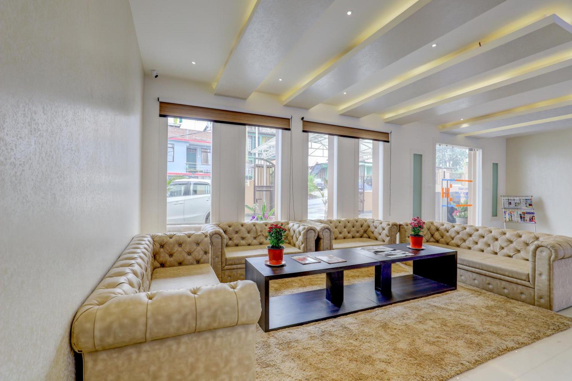 Banari Regency By Summit Hotel Namchi Bagian luar foto