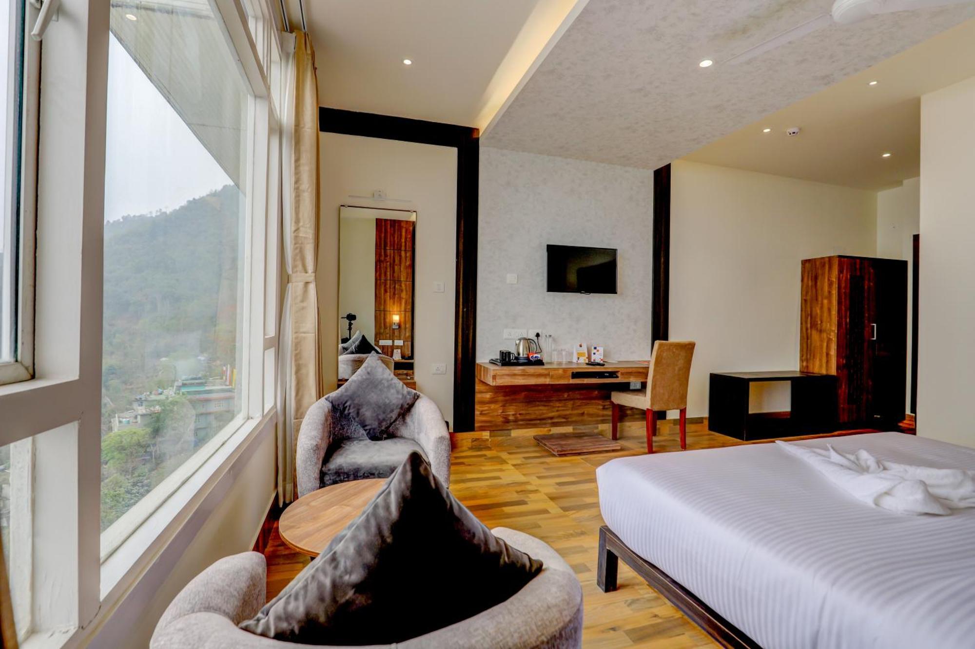 Banari Regency By Summit Hotel Namchi Bagian luar foto