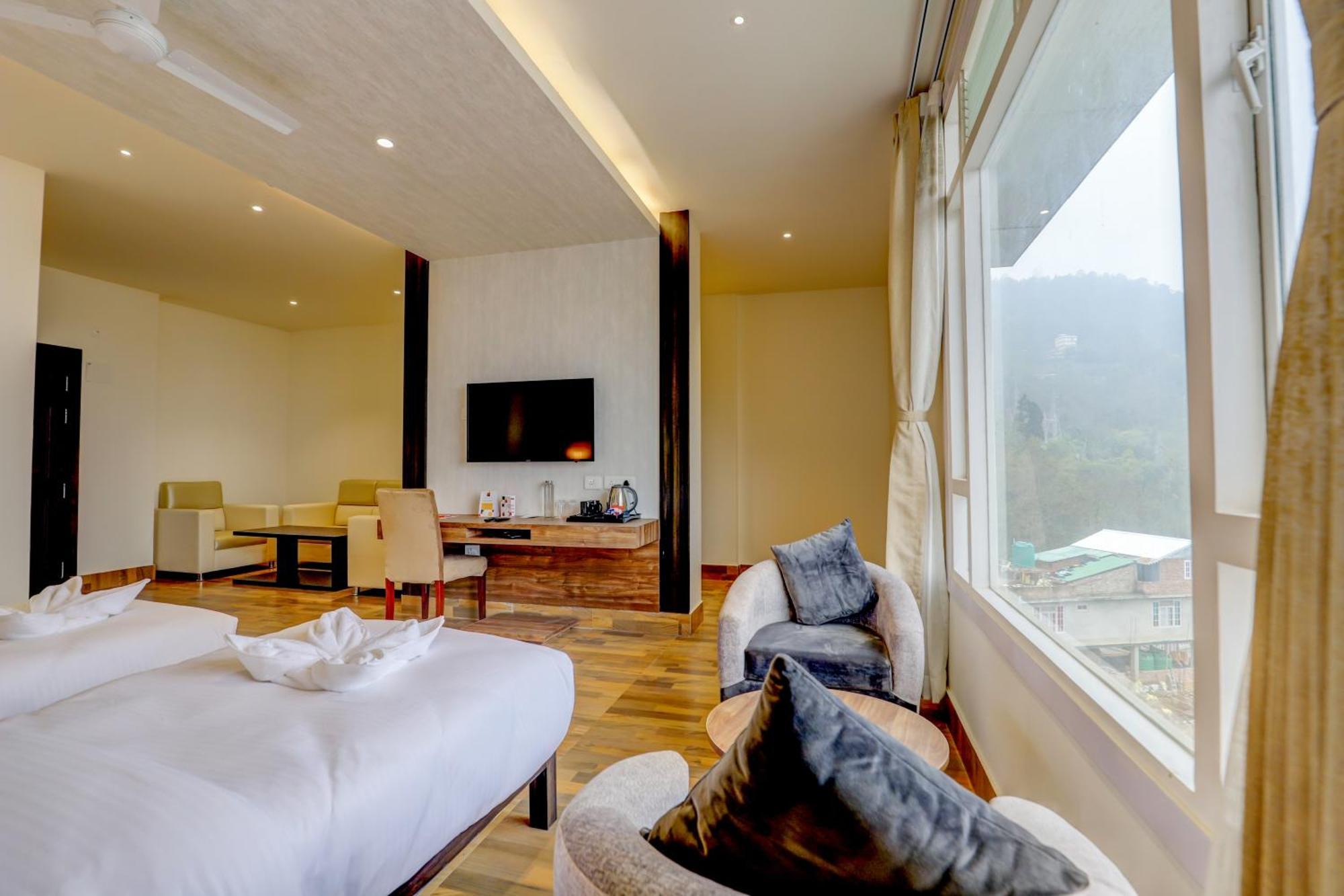 Banari Regency By Summit Hotel Namchi Bagian luar foto